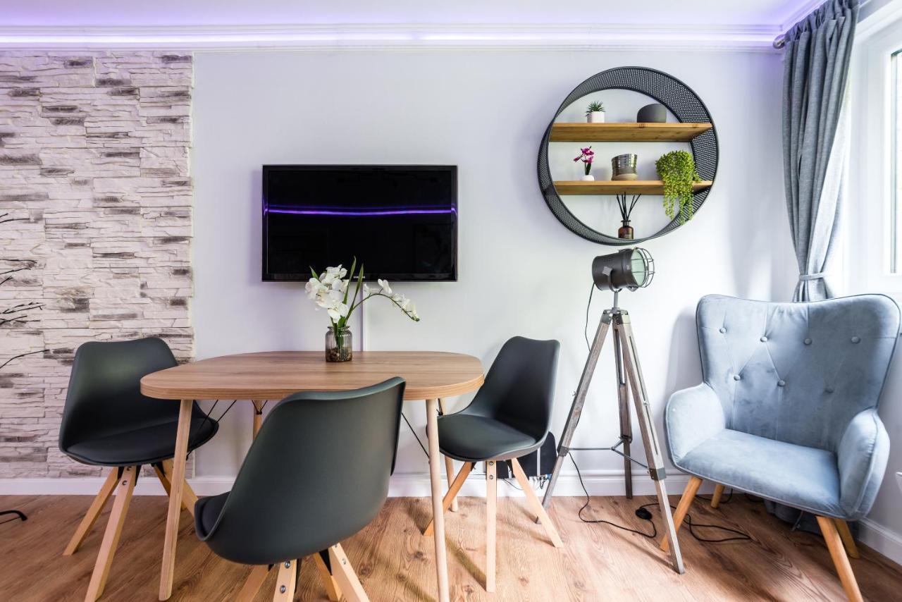City Centre Stylish Apartment With Free Parking Edinburg Exteriör bild